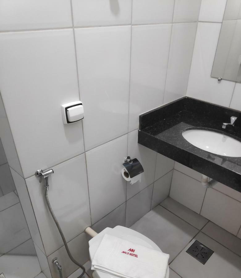 Max Hotel Núcleo Bandeirante Dış mekan fotoğraf