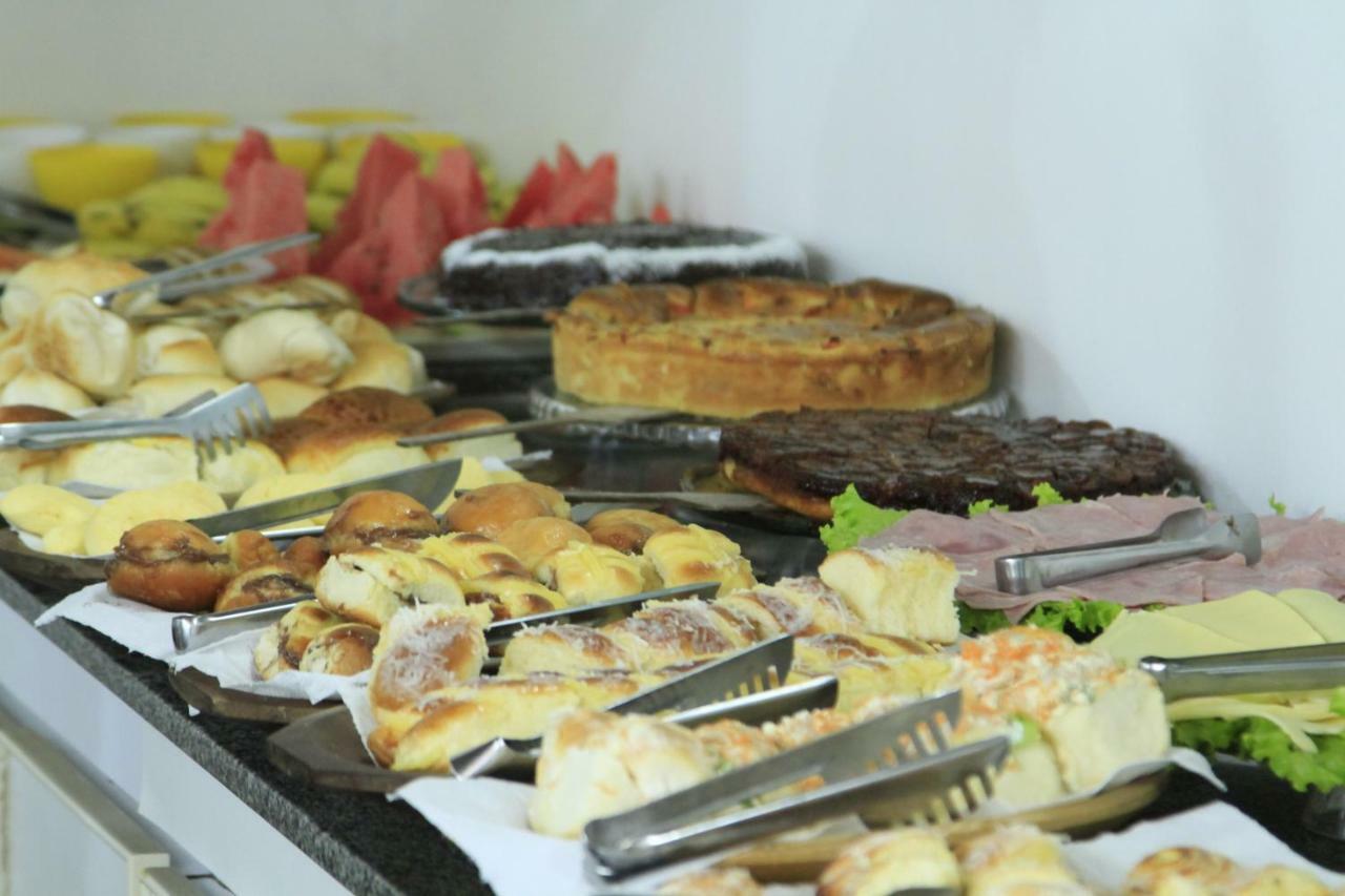Max Hotel Núcleo Bandeirante Dış mekan fotoğraf